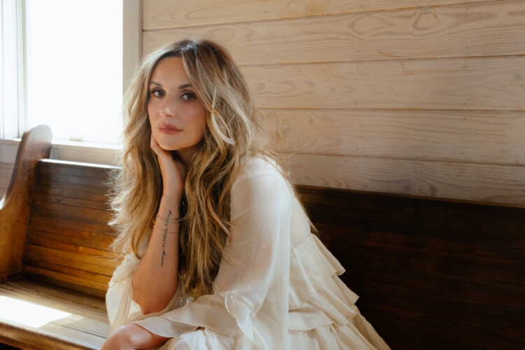 Carly Pearce Takes the Stage in Wheeling Tonight